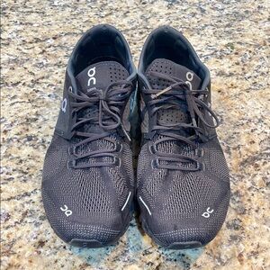 On Running Men's Black Athletic Shoes